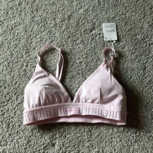 lululemon license to train bra. size 2